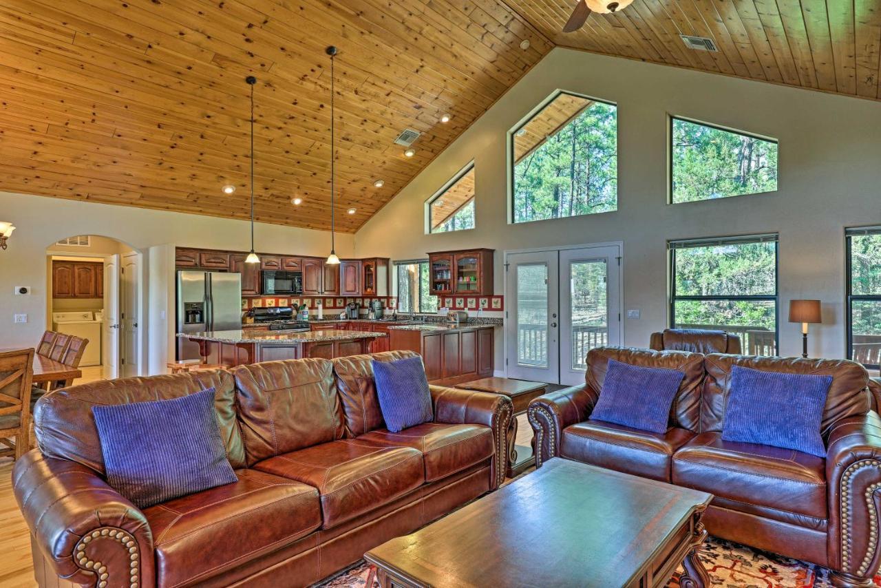 Serene Lakeside Cabin With Decks And Edler Lake Views! Pinetop-Lakeside Eksteriør billede