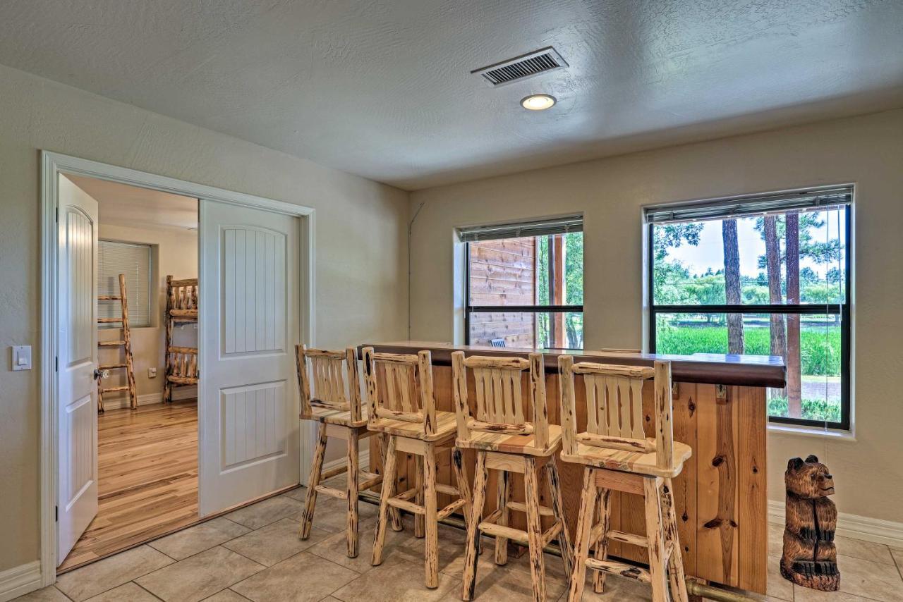 Serene Lakeside Cabin With Decks And Edler Lake Views! Pinetop-Lakeside Eksteriør billede